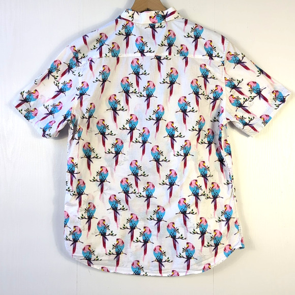 Craft+Flow Voyage Shirt Men’s L White Tropical Parrot Print Button Front Casual - Picture 3 of 12